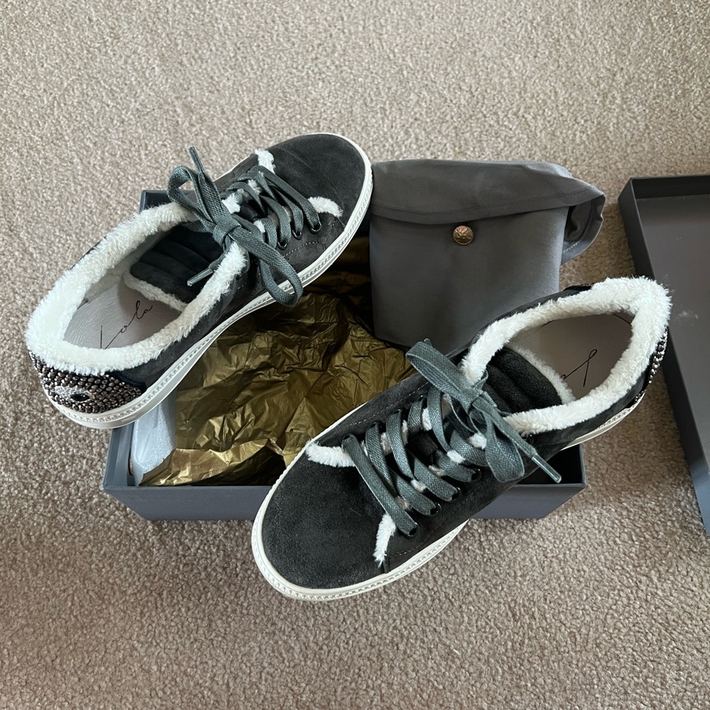 White and Gray Low-Top Sneakers with Sporty Design